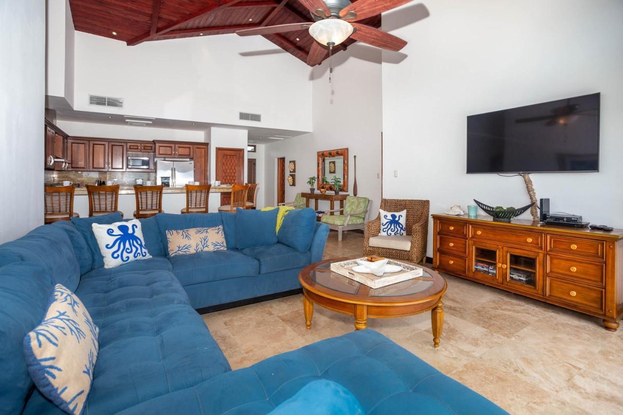 Pristine Bay Villa 1304 With Large Pool - 3 Bedroom Condo French Harbour Εξωτερικό φωτογραφία