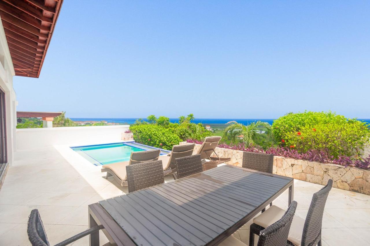 Pristine Bay Villa 1304 With Large Pool - 3 Bedroom Condo French Harbour Εξωτερικό φωτογραφία