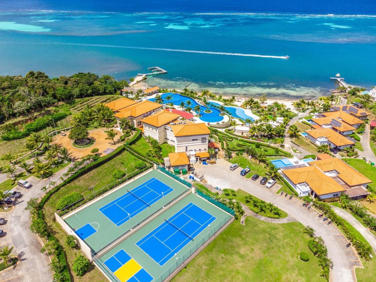 Pristine Bay Villa 1304 With Large Pool - 3 Bedroom Condo French Harbour Εξωτερικό φωτογραφία